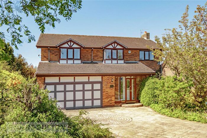4 Bedroom Detached House For Sale In Springwood, Glossop, Derbyshire, SK13