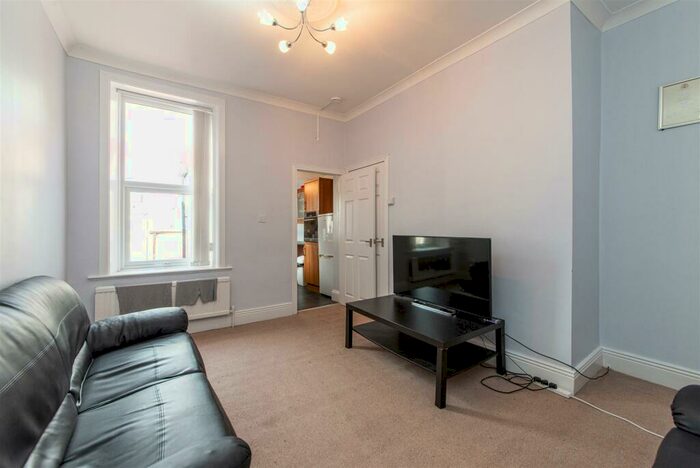 3 Bedroom Flat To Rent In Hotspur Street, Heaton, Newcastle Upon Tyne, NE6