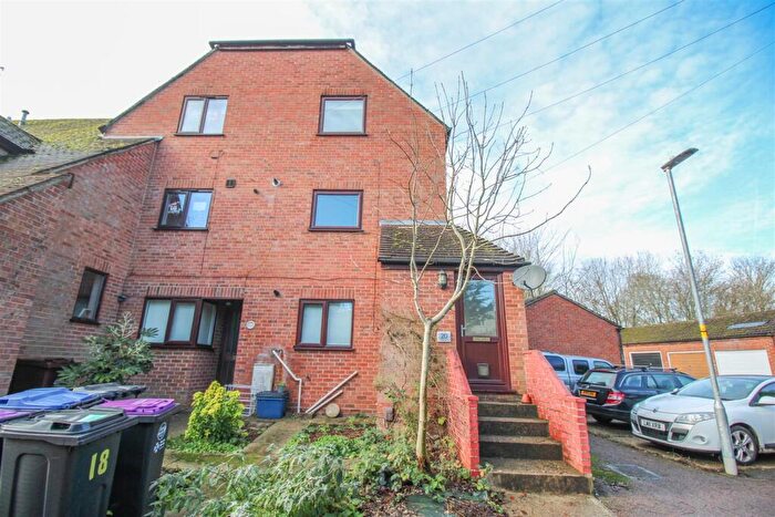2 Bedroom Apartment For Sale In Heron Court, Bishop's Stortford, CM23