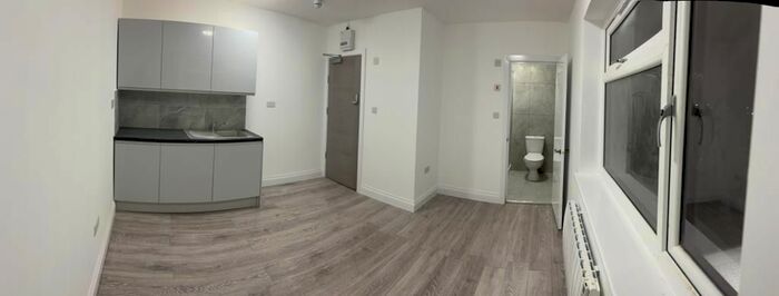 Studio To Rent In Princes Avenue, Kingsbury, London, NW9