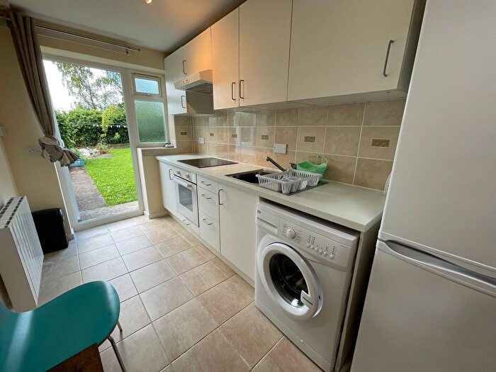 1 Bedroom Flat To Rent In Uxendon Crescent, Preston Road, Wembley, HA9