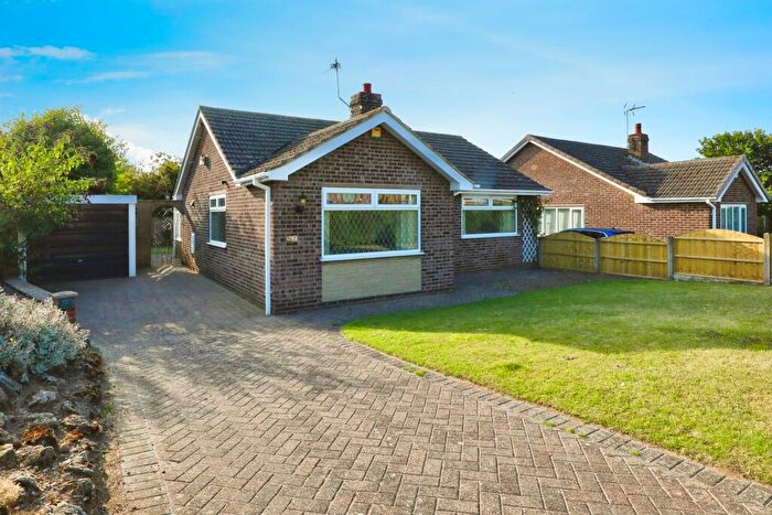 2 Bedroom Detached Bungalow For Sale In Wellington Grove, Bawtry, Doncaster, DN10