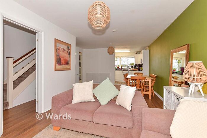 4 Bedroom End Of Terrace House For Sale In Kingfisher Court, Herne Bay, Kent, CT6