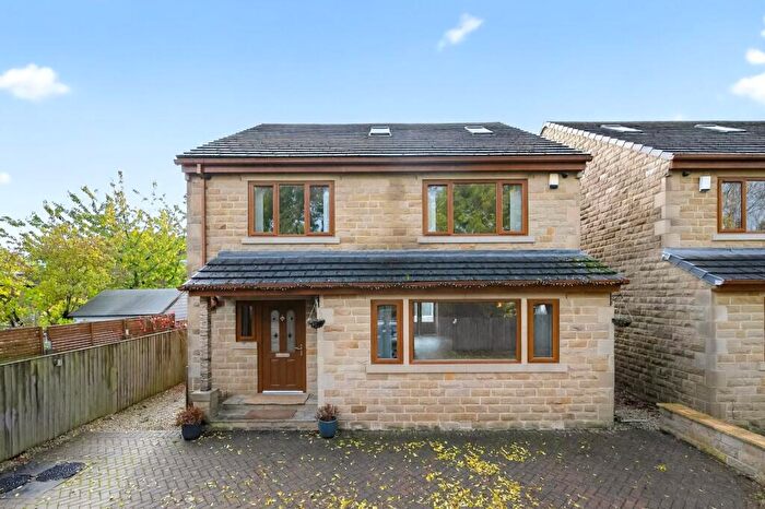5 Bedroom Detached House For Sale In Calverley Fold, Calverley, Pudsey, West Yorkshire, LS28