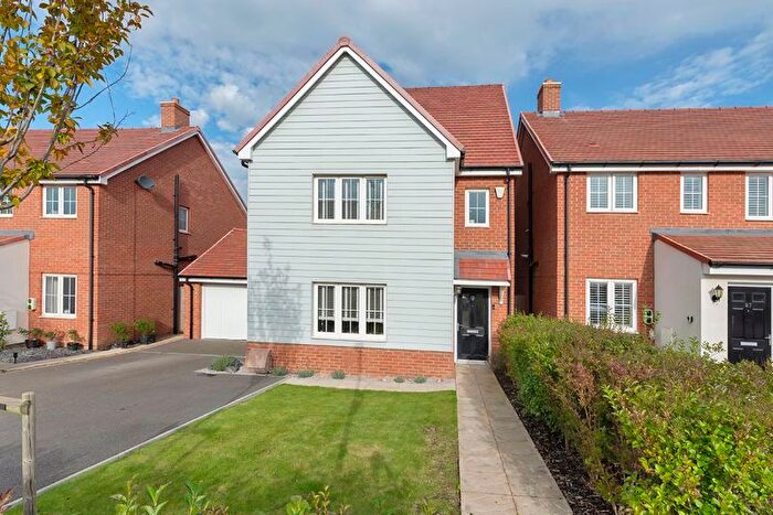 4 Bedroom Detached House For Sale In Dumbrell Drive, Paddock Wood, Tonbridge, TN12