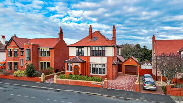 6 Bedroom Detached House For Sale In St. Andrews Road South, Lytham St. Annes, FY8