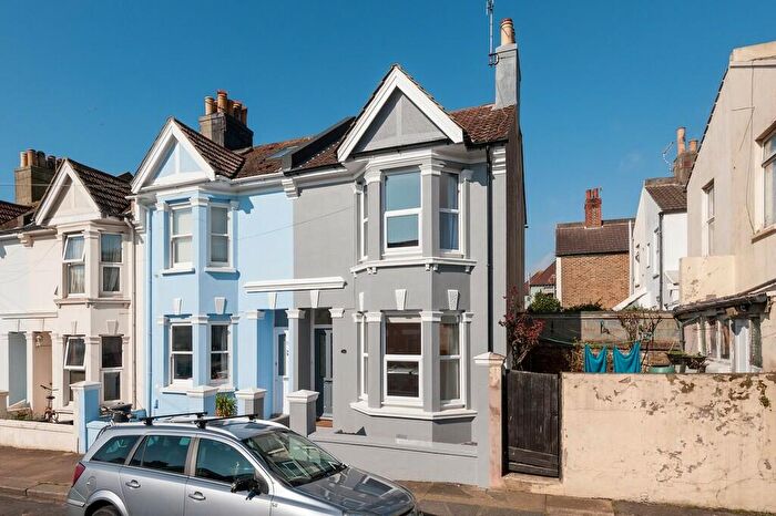 3 Bedroom Terraced House To Rent In Ruskin Road, Hove, BN3