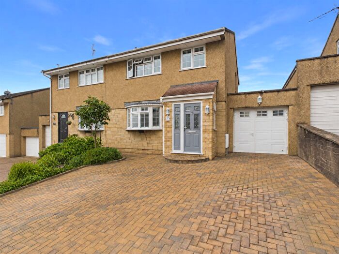 3 Bedroom Semi-Detached House For Sale In Owls Head Road, Kingswood, Bristol, BS15