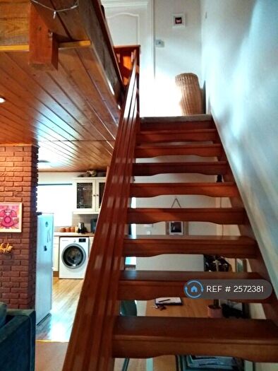 1 Bedroom Semi-Detached House To Rent In Silk Mill Approach, Leeds, LS16