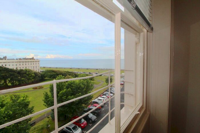 1 Bedroom Flat To Rent In Adelaide Crescent, Hove, BN3