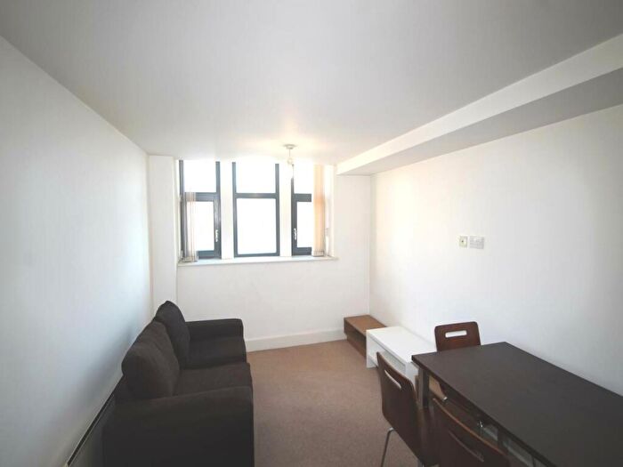 1 Bedroom Flat To Rent In Woolston Warehouse, Grattan Road, Bradford, BD1