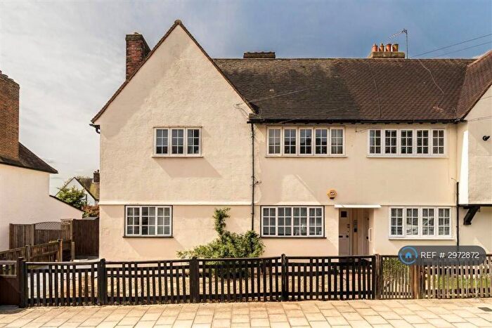 2 Bedroom Maisonette To Rent In Granby Road, London, SE9