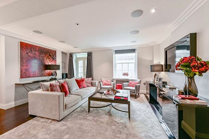 2 Bedroom Flat For Sale In Abbey Road, St John's Wood, London, NW8