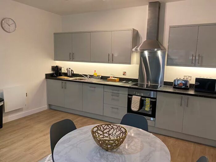 2 Bedroom Flat To Rent In Harrison Street, Manchester, Greater Manchester, M4