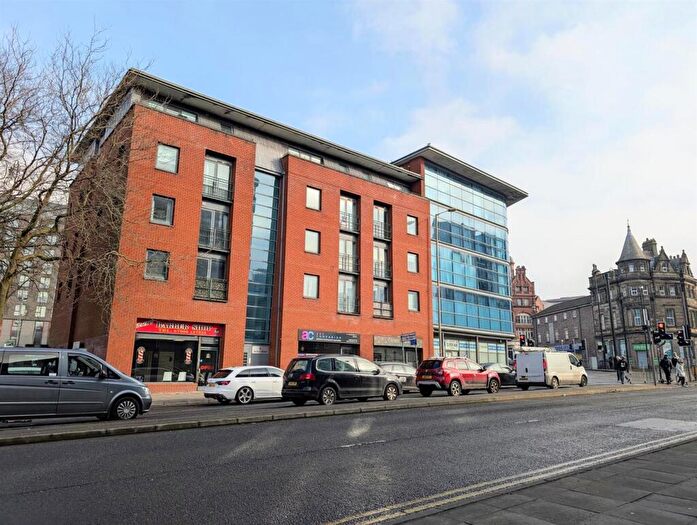 2 Bedroom Penthouse To Rent In Liverpool, L3