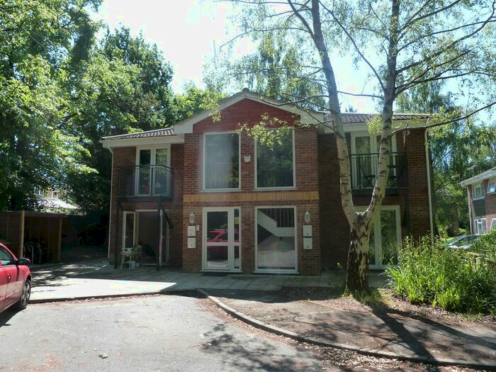 2 Bedroom Flat To Rent In Avington Court, Southampton SO16