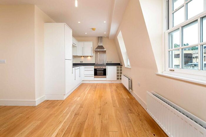 2 Bedroom Apartment To Rent In Southgate Street, BA1