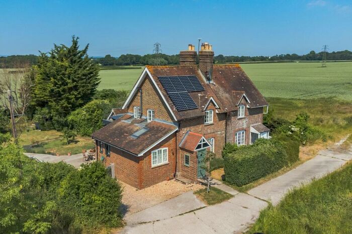 4 Bedroom Semi-Detached House For Sale In Upper Stoneham, Near Lewes, BN8