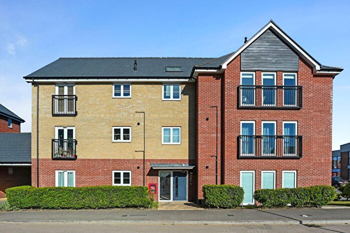 1 Bedroom Flat For Sale In Searle Crescent, Broomfield, CM1