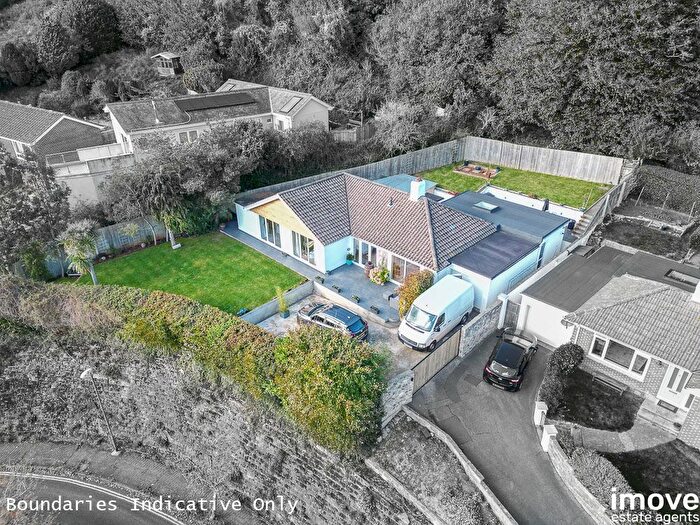 4 Bedroom Detached Bungalow For Sale In Seymour Drive, Torquay, TQ2