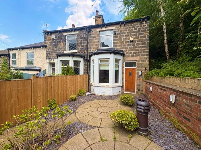 3 Bedroom End Of Terrace House To Rent In Church View, Kirkstall, Leeds, LS5