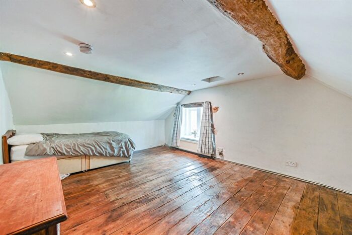 5 Bedroom Farmhouse For Sale In Main Street, Carsington, Matlock, DE4