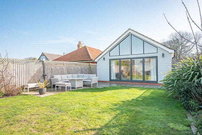 3 Bedroom Detached Bungalow For Sale In Pauls Lane, Cromer, NR27