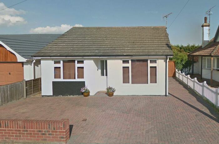 2 Bedroom Detached Bungalow To Rent In Virginia Road, Whitstable, CT5