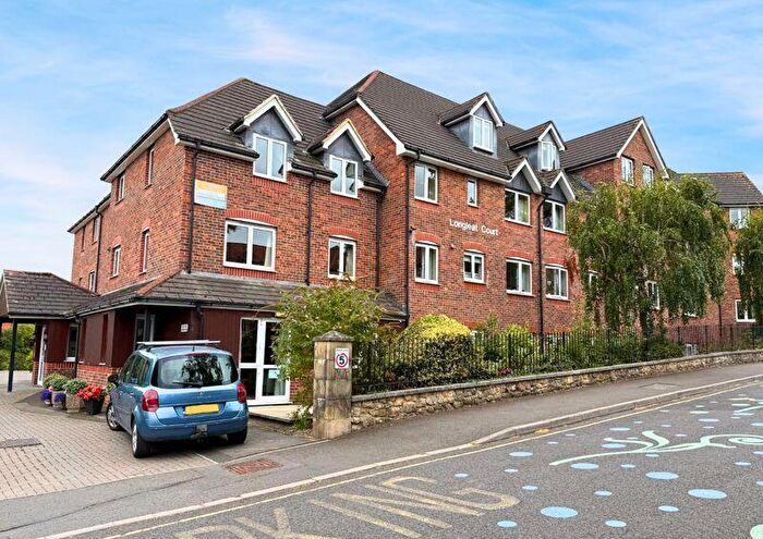 1 Bedroom Apartment For Sale In Longleat Court, Frome, BA11