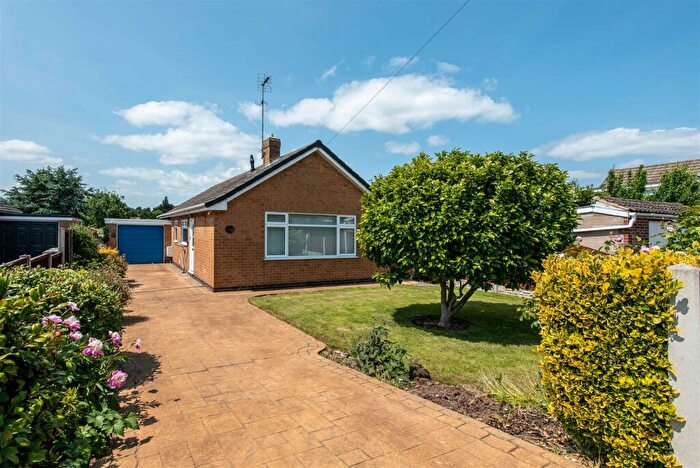 3 Bedroom Detached Bungalow For Sale In Hallam Fields, Castle Donington, Derby, DE74
