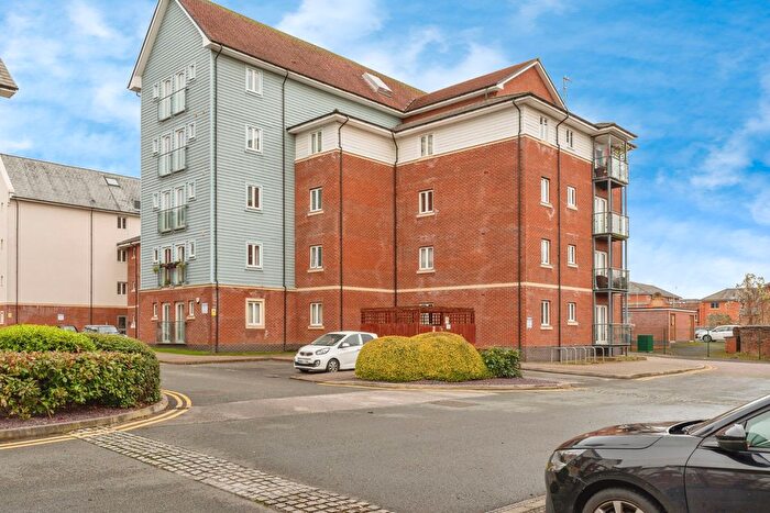 2 Bedroom Flat For Sale In Saddlery Way, Chester, Cheshire, CH1