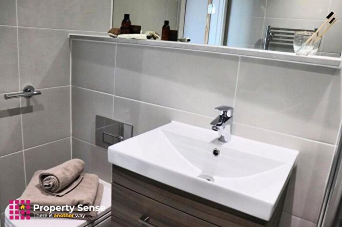 2 Bedroom Apartment To Rent In The Interchange, Stockport, SK3