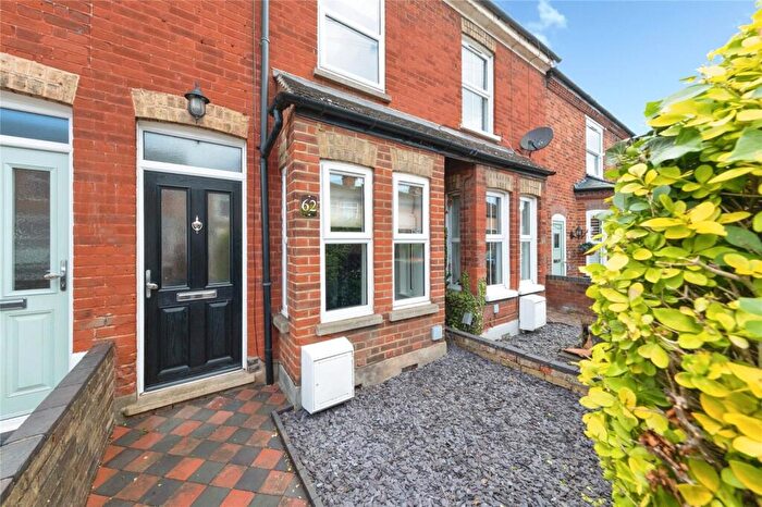 2 Bedroom Terraced House For Sale In South Street, Leighton Buzzard, Bedfordshire, LU7