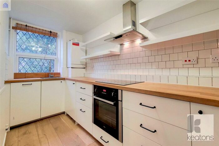 1 Bedroom Flat To Rent In New Butt Lane, Deptford, London, SE8