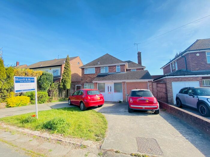 4 Bedroom Semi-Detached House To Rent In Bed Home, Queen Edith Way, Cambridge, CB1
