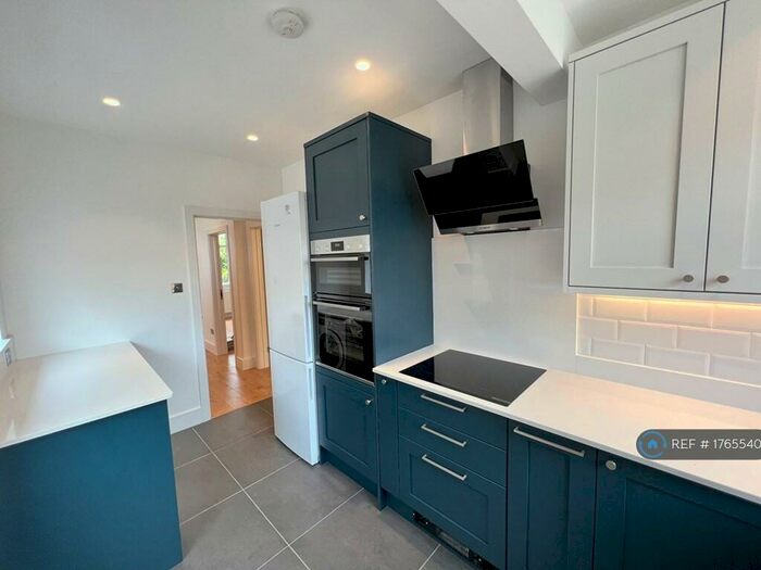 3 Bedroom Semi-Detached House To Rent In Cloonmore Avenue, Orpington, BR6