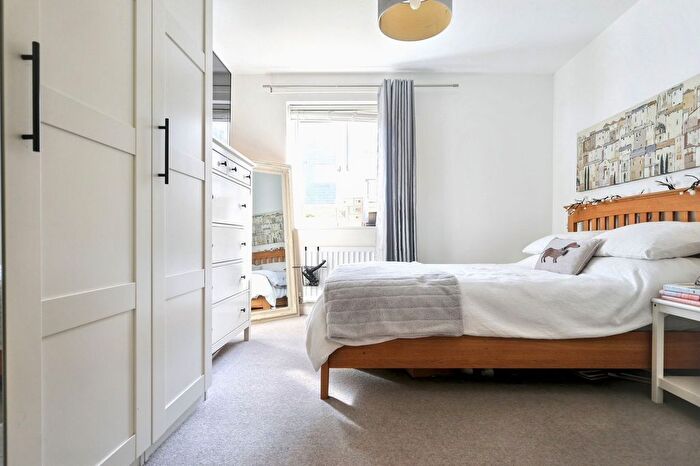 1 Bedroom Flat For Sale In Centenary Way, Witney, OX29