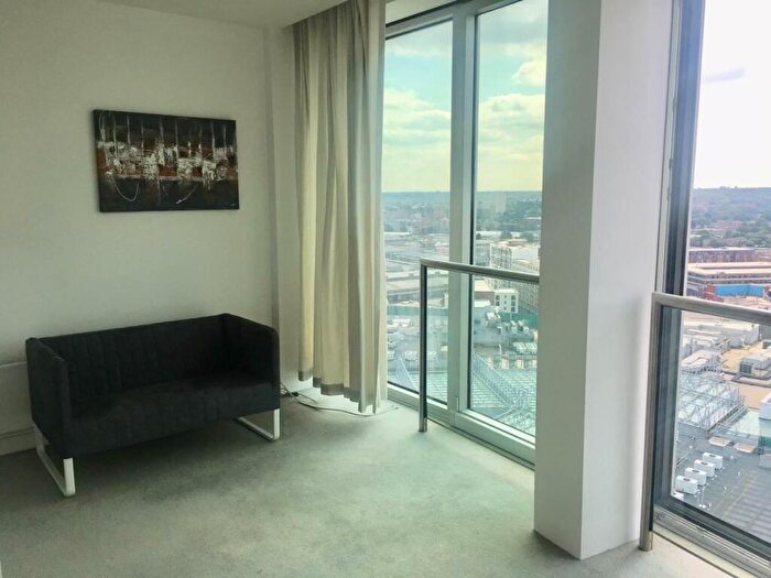 Studio To Rent In The Rotunda, New Street, Birmingham, B2