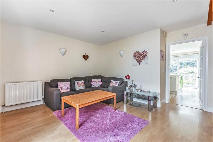 4 Bedroom Terraced House To Rent In Five Oaks Mews Bromley, BR1