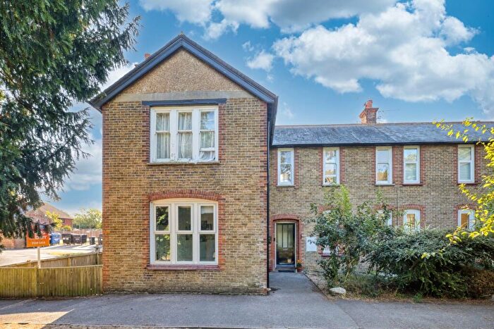 2 Bedroom Flat For Sale In Preston Road, Manston, Ramsgate, Kent, CT12