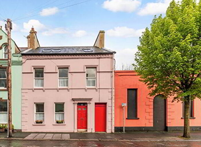 6 Bedroom End Of Terrace House For Sale In High Street, Donaghadee, BT21