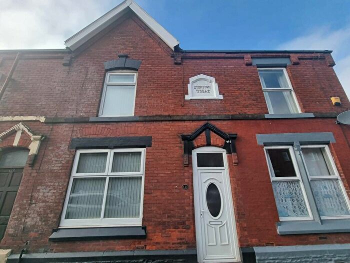 2 Bedroom House To Rent In Taunton Road, OL7