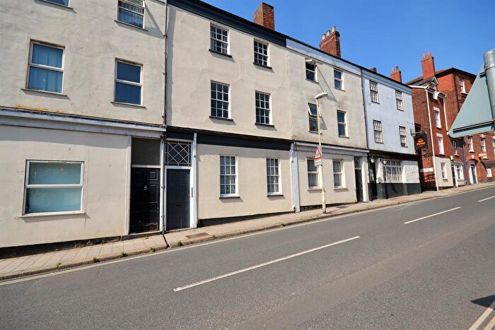 1 Bedroom Flat To Rent In St. Davids Hill, Exeter, EX4