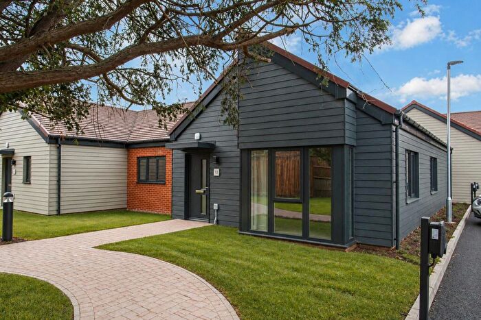 2 Bedroom Bungalow For Sale In Herne Bay Gardens, Herne Bay, Kent, CT6