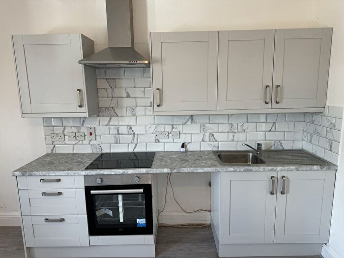 1 Bedroom Flat To Rent In London Road, Norbury, London, SW16