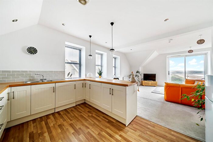 2 Bedroom Apartment For Sale In Sunnyside Road, Woolacombe, Devon, EX34