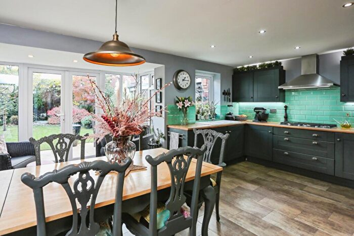 4 Bedroom Detached House For Sale In Polyantha Square, Leicester, LE7