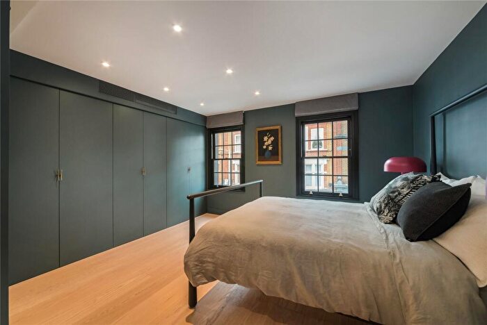 2 Bedroom Apartment To Rent In Gilston Road, London, SW10