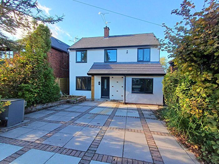 3 Bedroom Detached House To Rent In Finney Dr, W/S, SK9