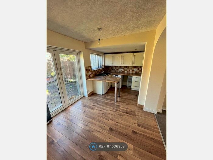 3 Bedroom Terraced House To Rent In Glover Street, Coventry, CV3